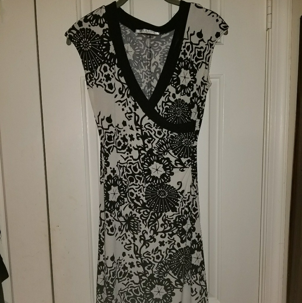 White w/Black flowers dress